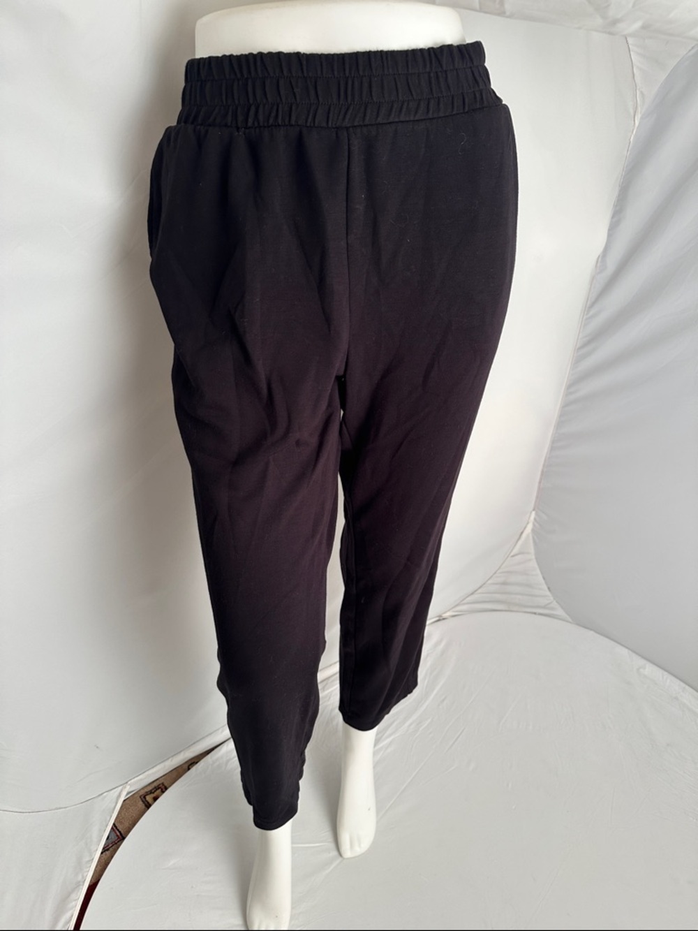 Danskin luxe retro black jogger pants L